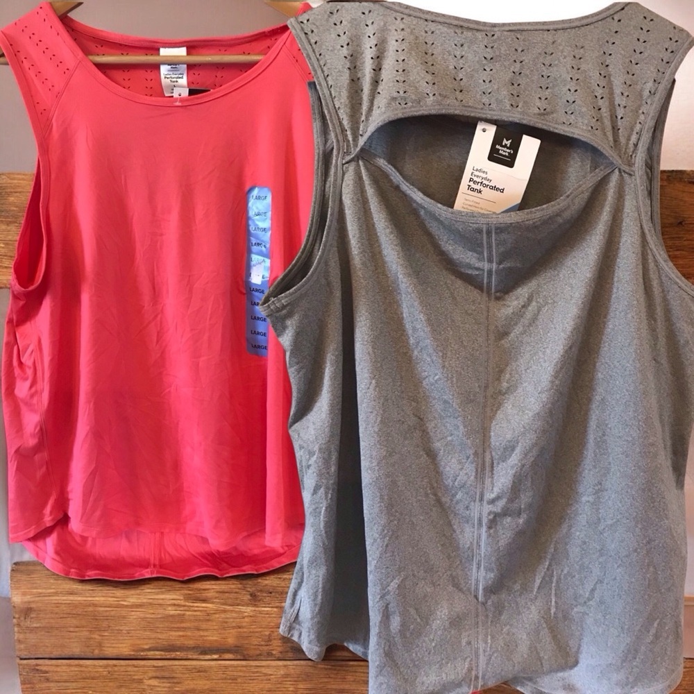 New Member's‎ Mark Ladies Everyday Curved Hem Perforated Active Tanks sz Large